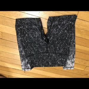 Lululemon Wunderunder Size 10